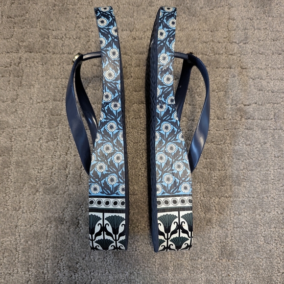 Tory Burch Blue Flip Flops Size 10 - Picture 5 of 5